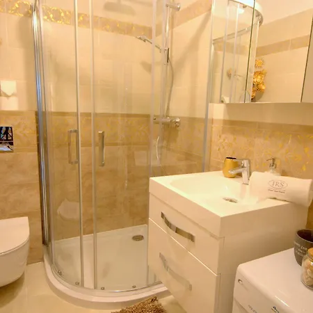 Irs Royal - Irs Nad Motlawa Apartment *